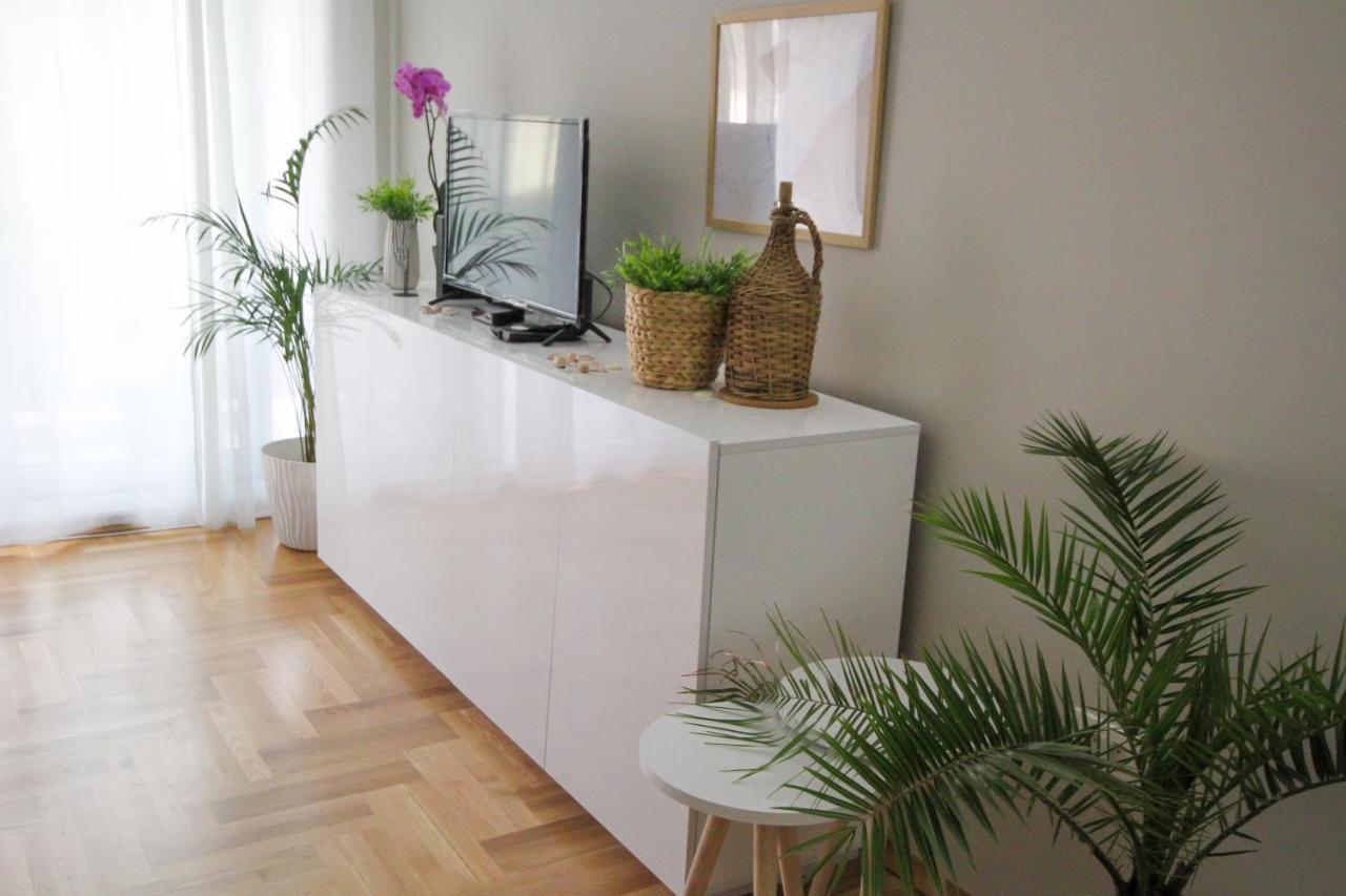Laki Apartment Tivat Exterior photo