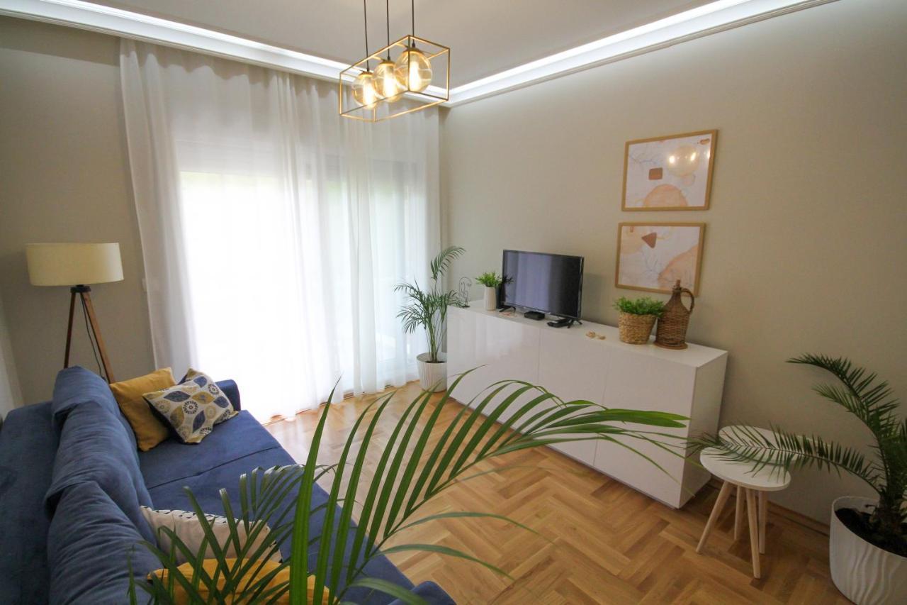 Laki Apartment Tivat Exterior photo