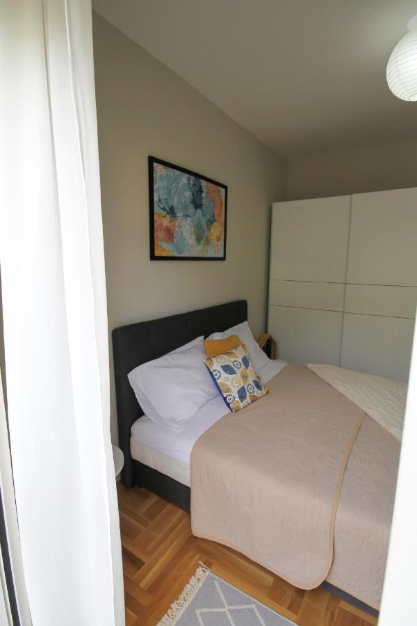 Laki Apartment Tivat Exterior photo
