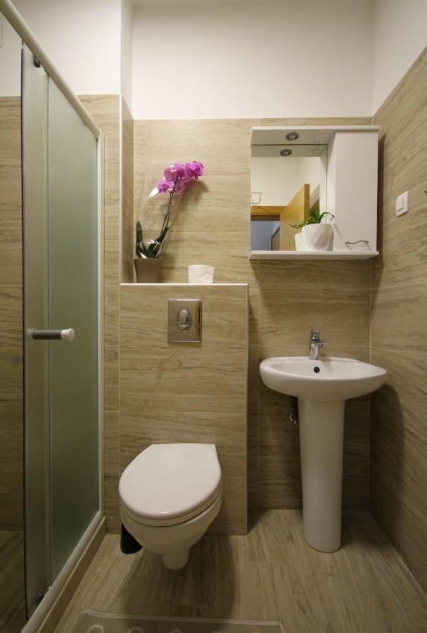 Laki Apartment Tivat Exterior photo